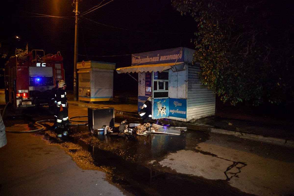 Пожар на улице Каруны Пожар на улице Каруны