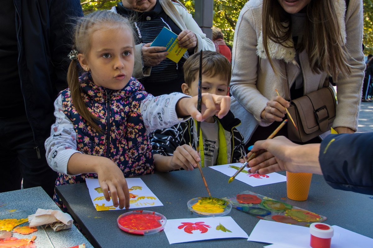 Маленькая художница Маленькая художница