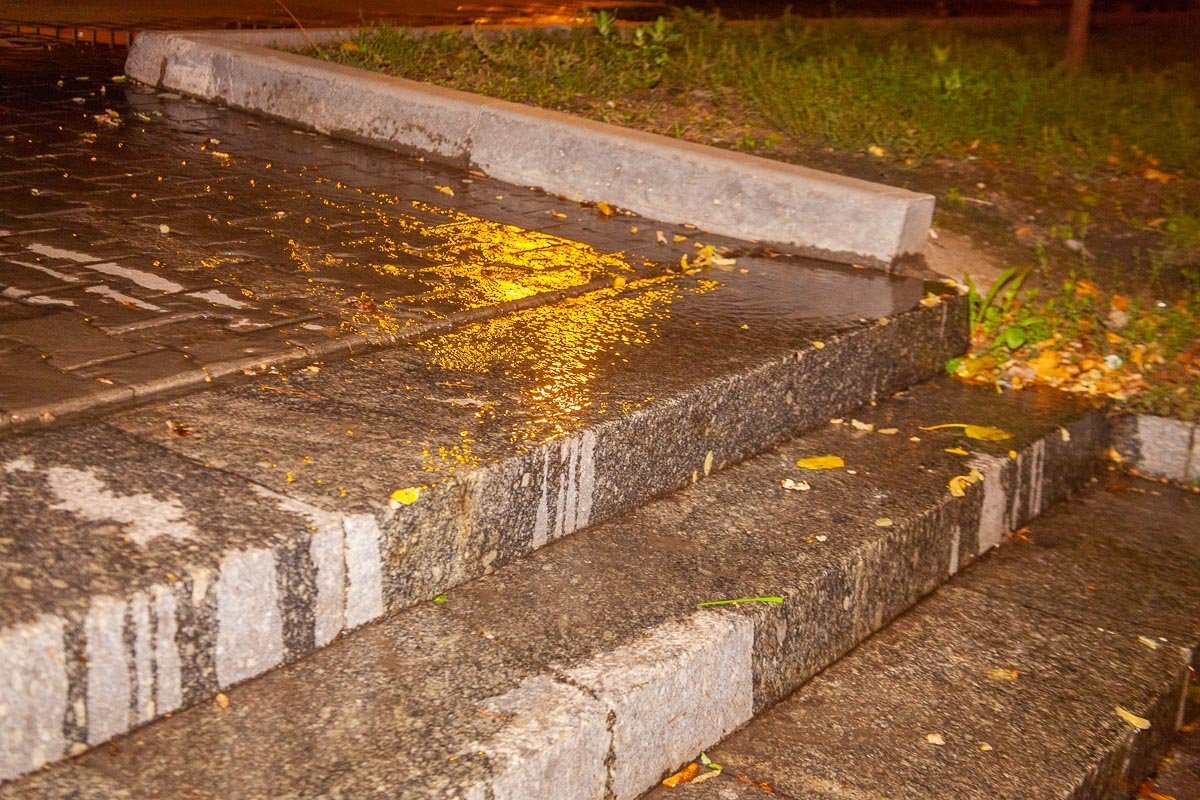 Аварию заметили около 21:20 Аварию заметили около 21:20