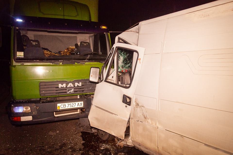 Водитель грузовика не пострадал 