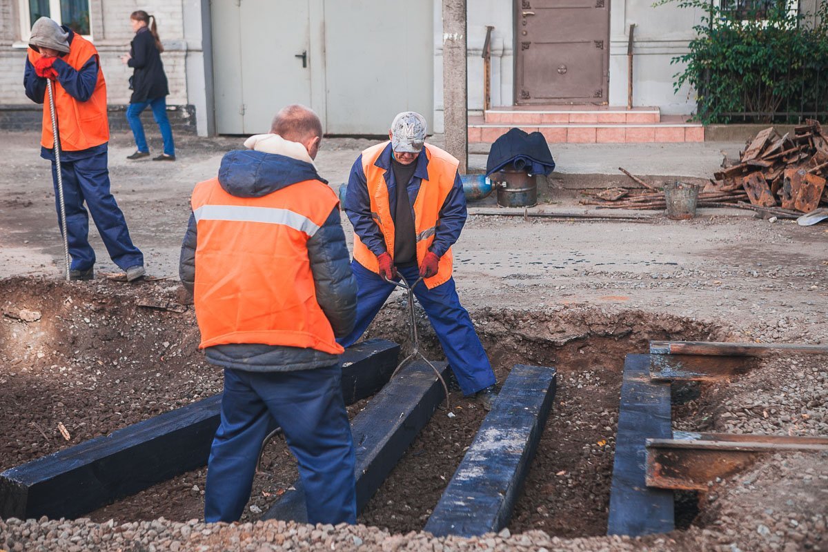 Трамваи временно объезжают данный участок Трамваи временно объезжают данный участок