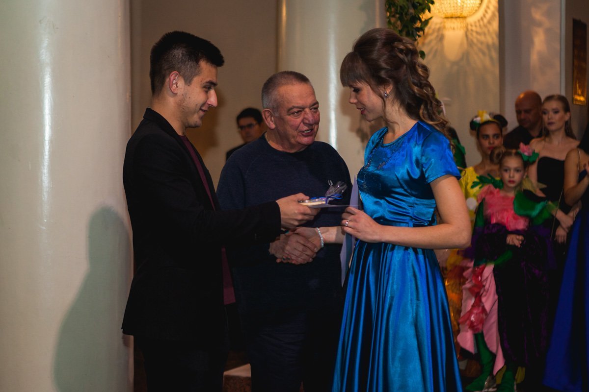 Лучшие студенты ДНУ получили стипендию от различных учреждений и организаций Лучшие студенты ДНУ получили стипендию от различных учреждений и организаций