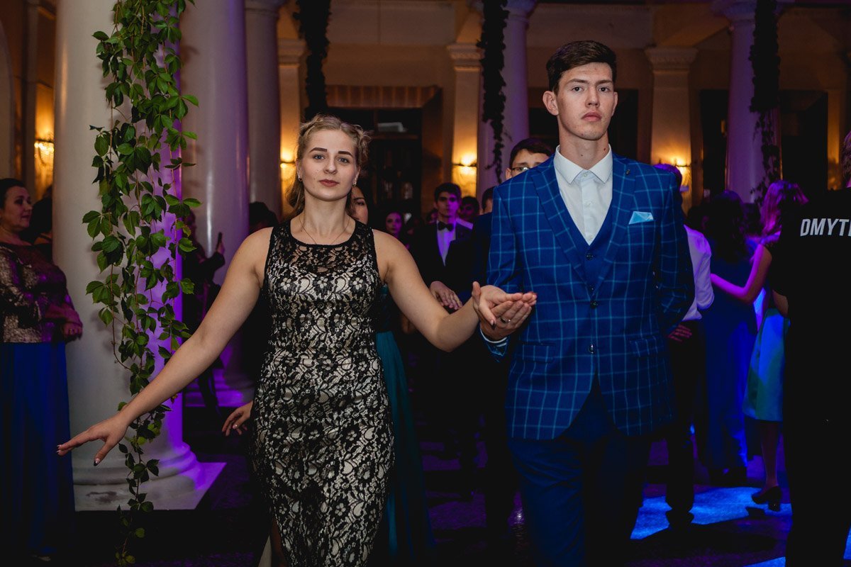 Долгие репетиции стоят того, чтобы выйти на сцену и заслужить аплодисменты Долгие репетиции стоят того, чтобы выйти на сцену и заслужить аплодисменты