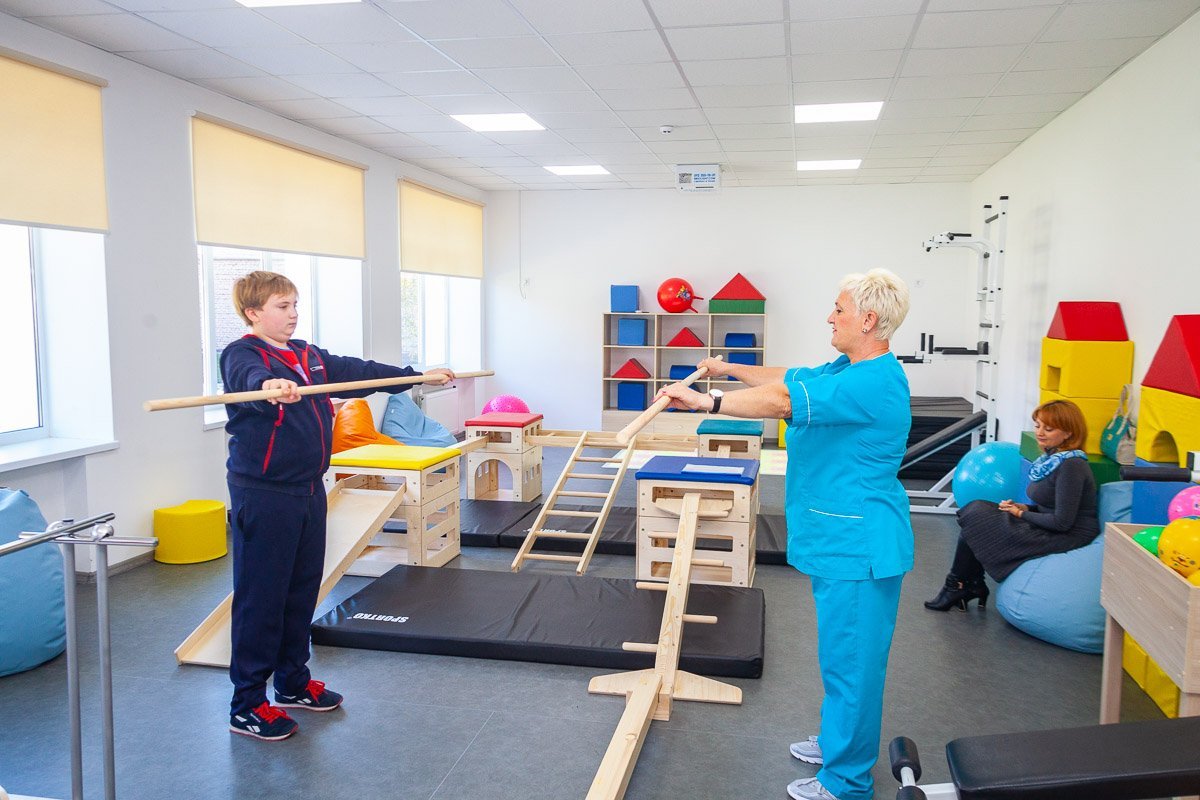 В центре работают логопеды, психологи и тренеры по лечебной физкультуре В центре работают логопеды, психологи и тренеры по лечебной физкультуре