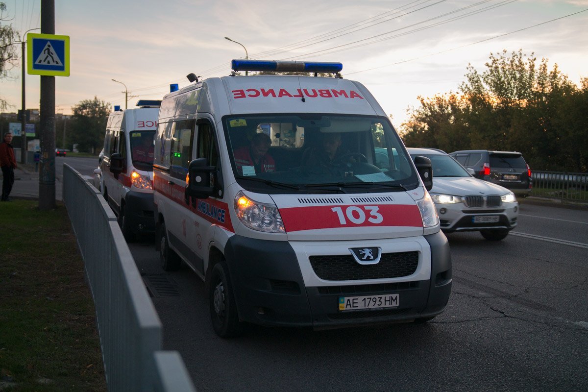 Мальчика госпитализировали в областную детскую больницу, а мужчину - в больницу №16 Мальчика госпитализировали в областную детскую больницу, а мужчину - в больницу №16