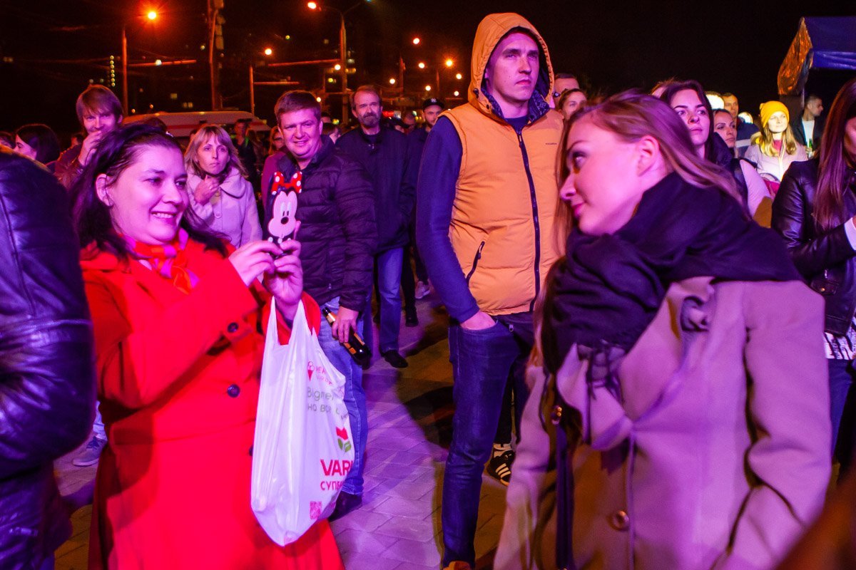 Сфоткай, чтоб 5555 лайков поставили