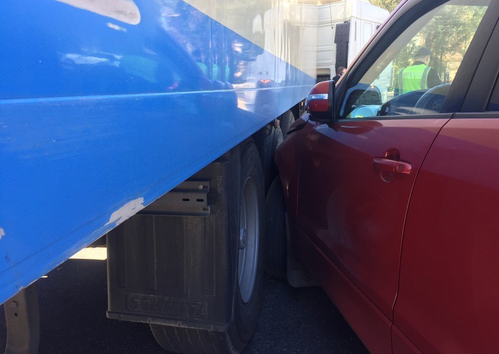 На месте работает полиция