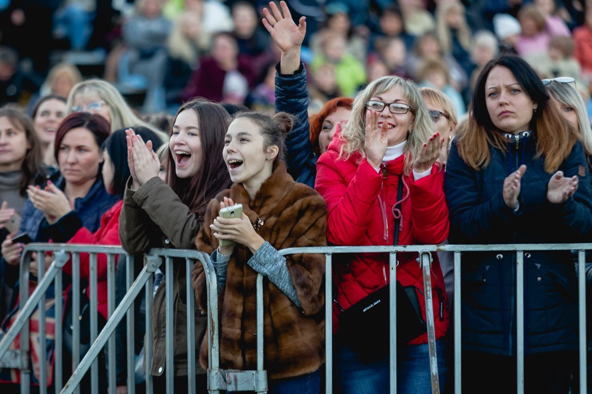 Радость и эмоции от любимых песен Радость и эмоции от любимых песен