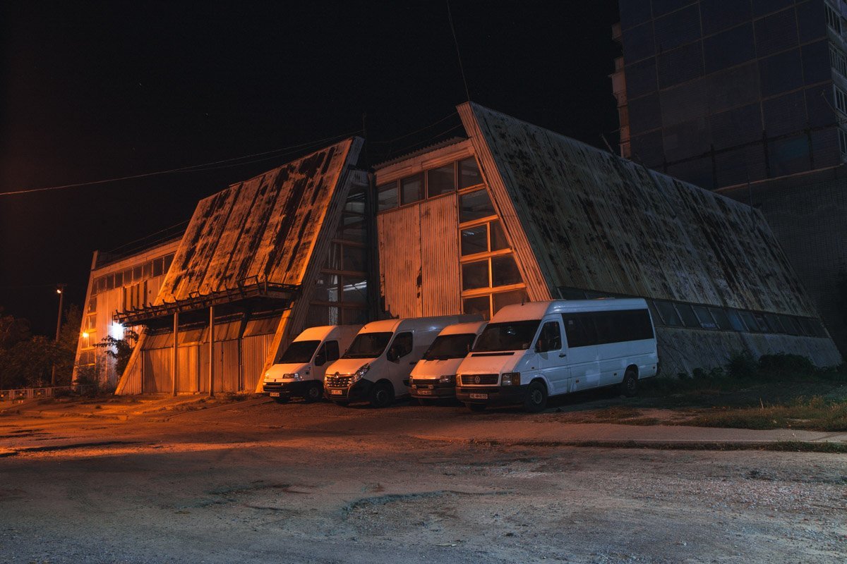 Маршрутки спят, позабыв о нервных пассажирах Маршрутки спят, позабыв о нервных пассажирах