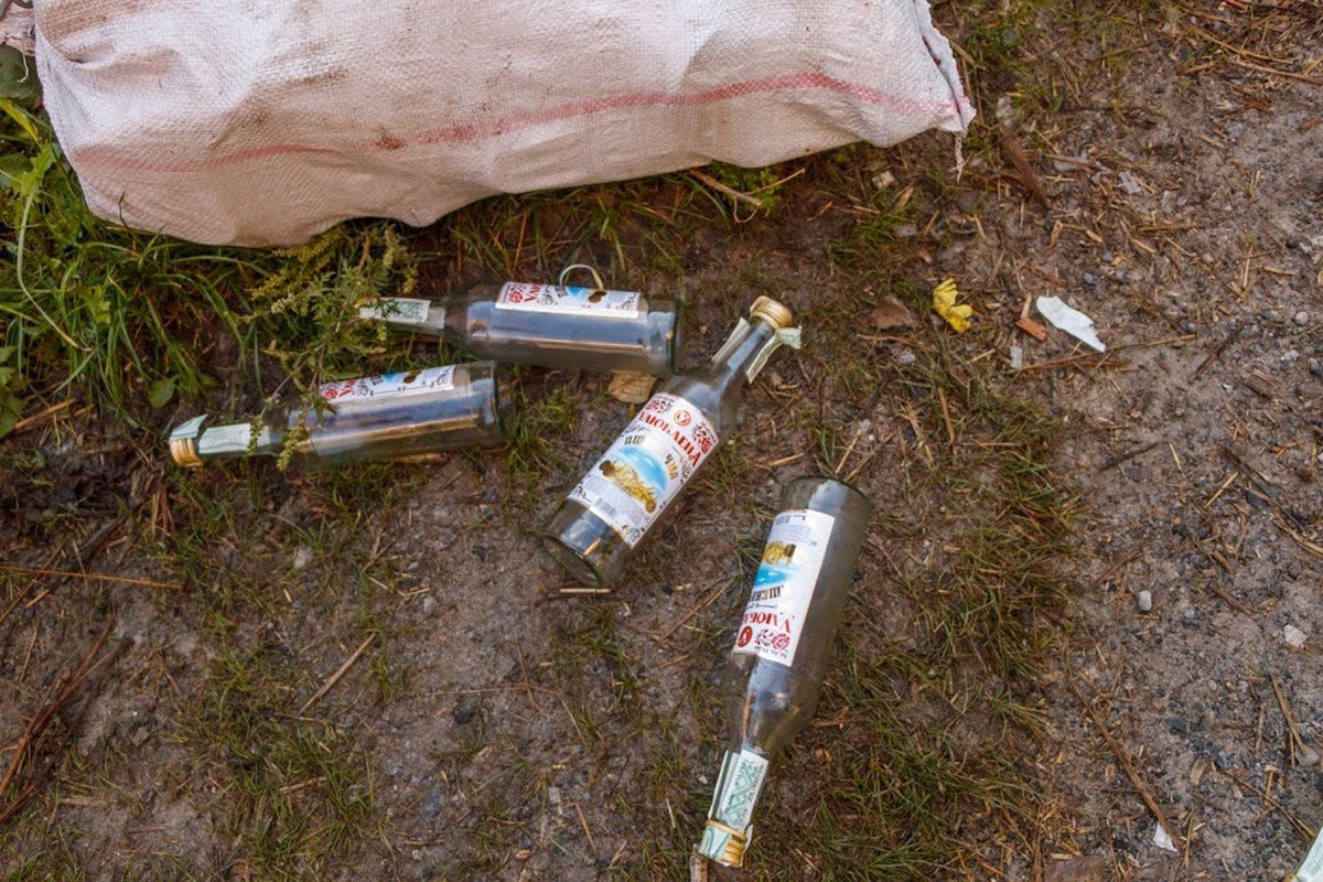 В Днепре продолжается демонтаж точек незаконной продажи алкоголя на разлив