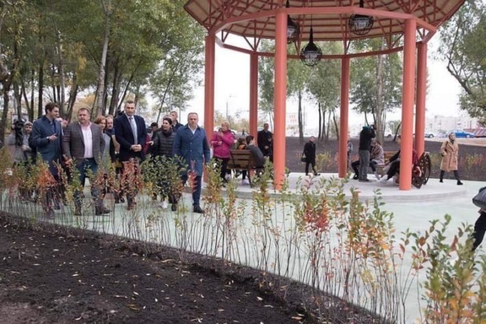 Местные жители душевно встретили политиков