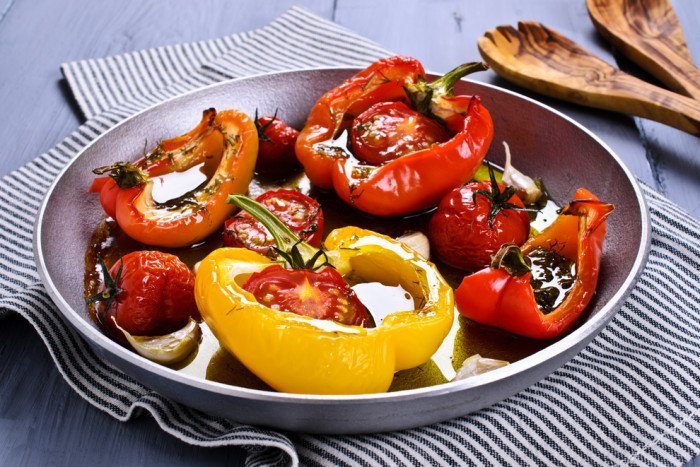 Полезные и вкусные рецепты: как приготовить запеченный перец с сыром