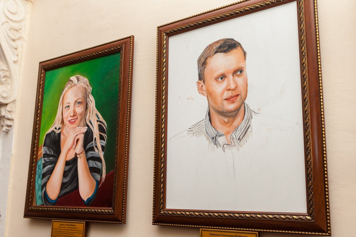 Немного не успели