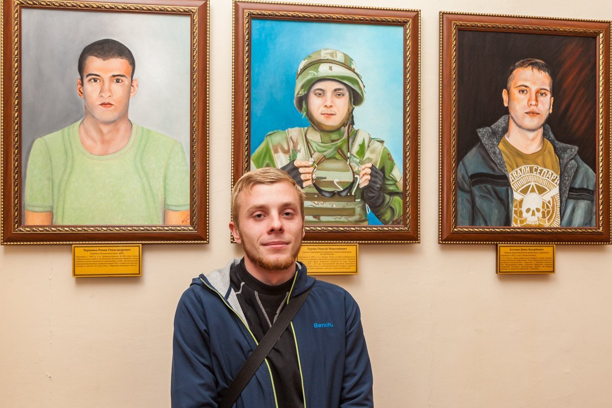 Ребята искали себя в картинах