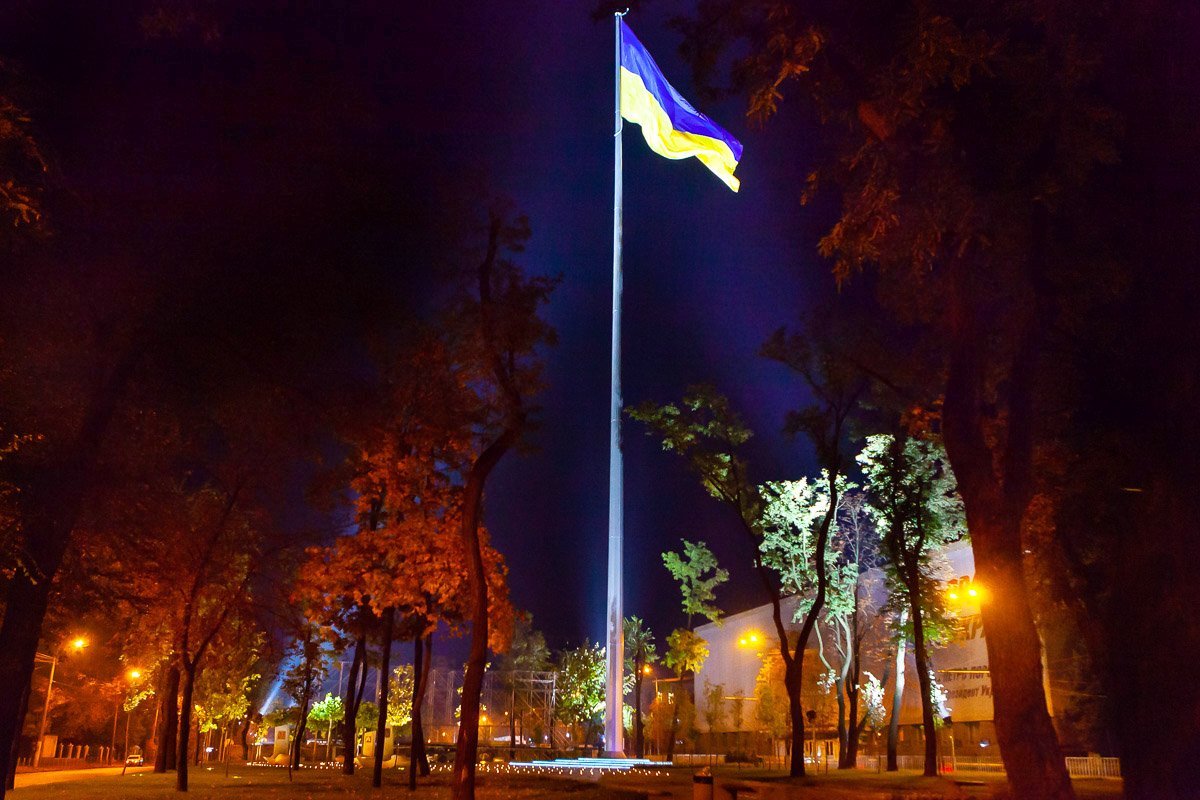 Шоу состоится возле самого высокого флага в Украине Шоу состоится возле самого высокого флага в Украине