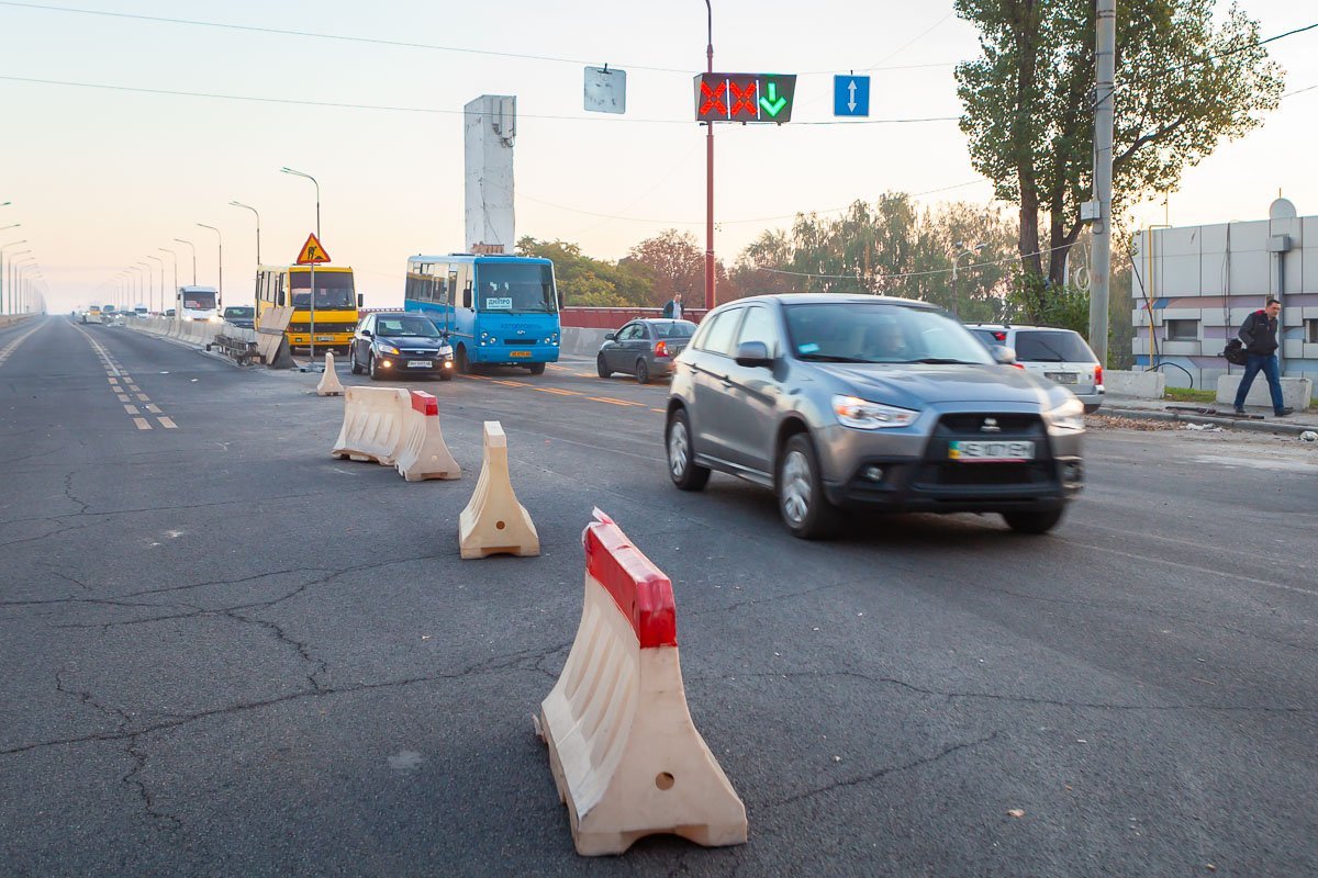 Движение на Новом мосту возобновилось  Движение на Новом мосту возобновилось
