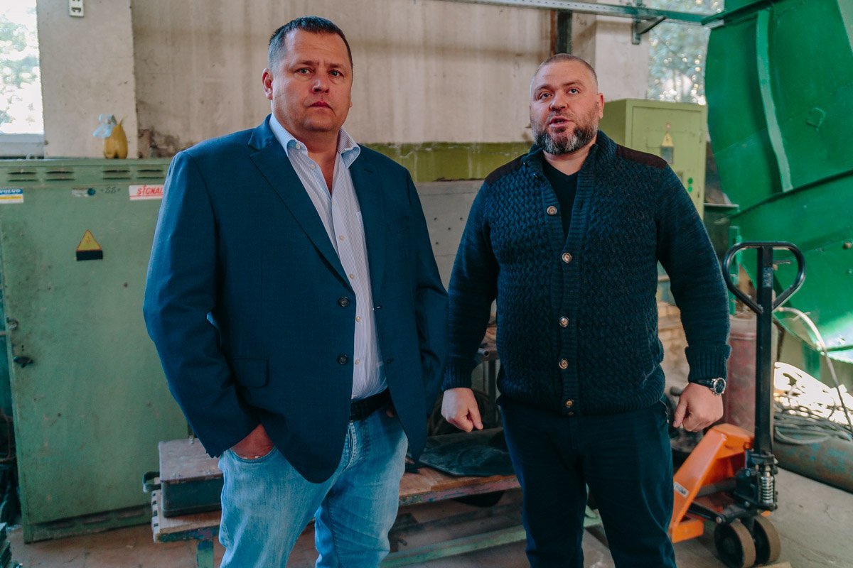 Борис Филатов и директор КП "Теплоэнерго" Андрей Клименко