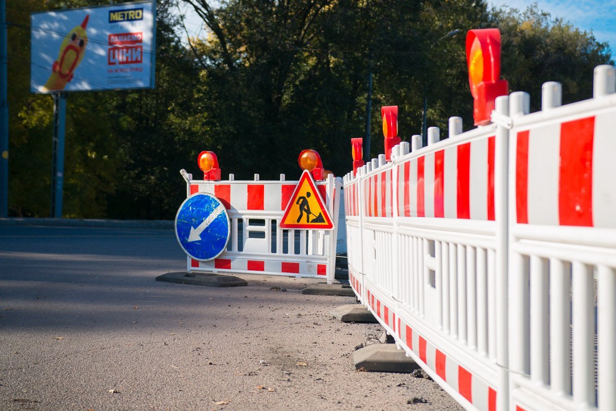 В работах задействованы коммунальные службы, дорожные службы, зеленстрой и горэлектротранспорт В работах задействованы коммунальные службы, дорожные службы, зеленстрой и горэлектротранспорт