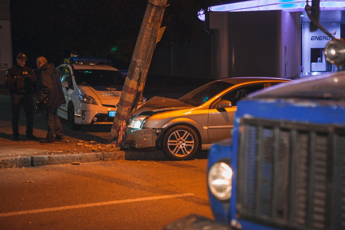 Аварийный участок оградили знаками