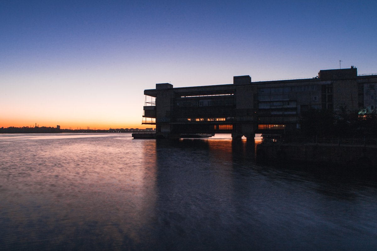 Осенние ночи накрывают нас плотным одеялом Осенние ночи накрывают нас плотным одеялом