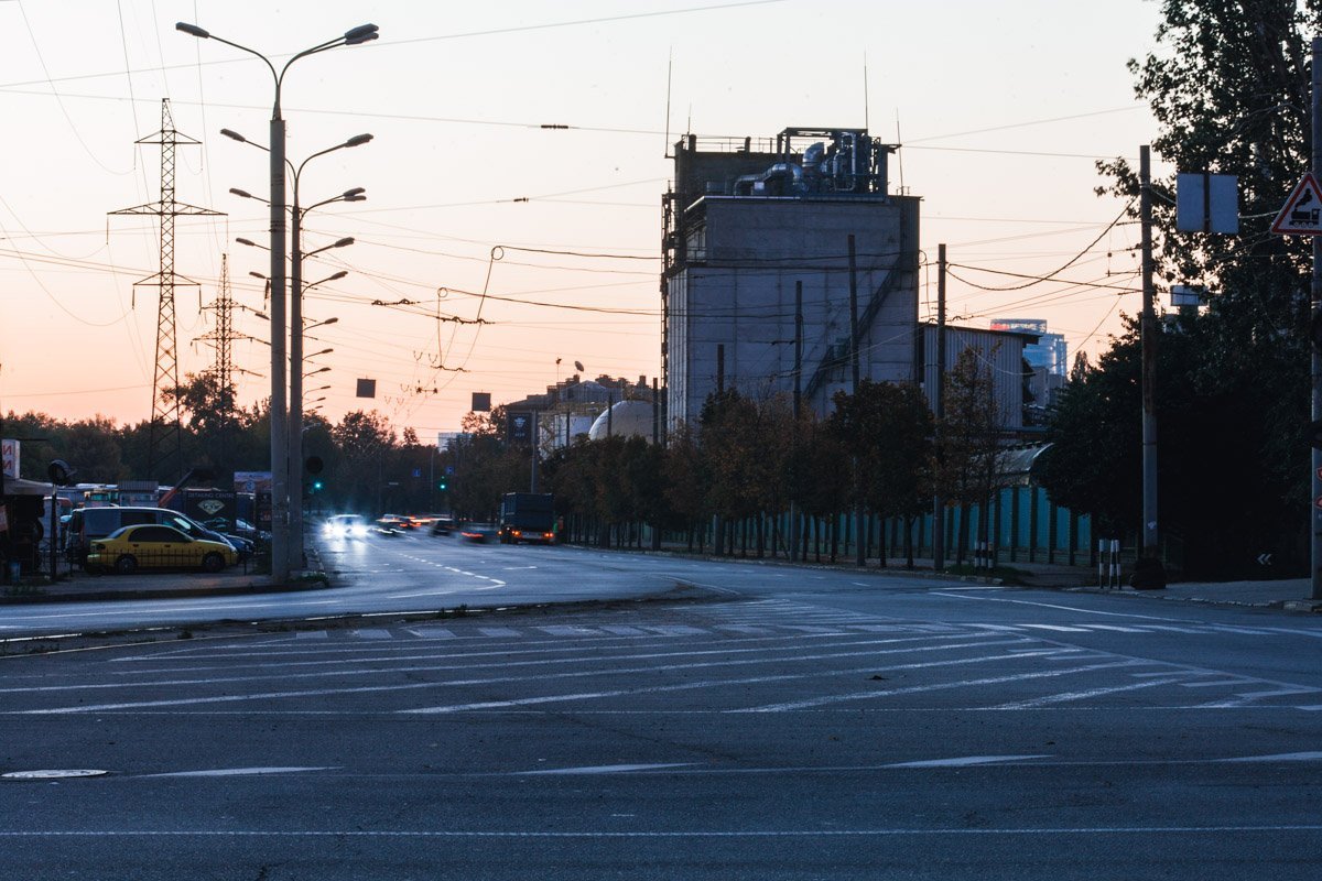 Преодолев горизонт, солнце поднимается все выше и выше Преодолев горизонт, солнце поднимается все выше и выше