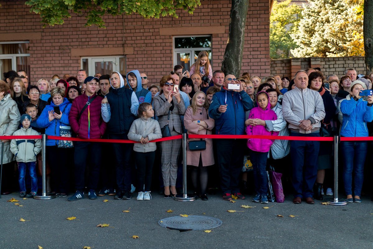 Их пришли поддержать их близкие