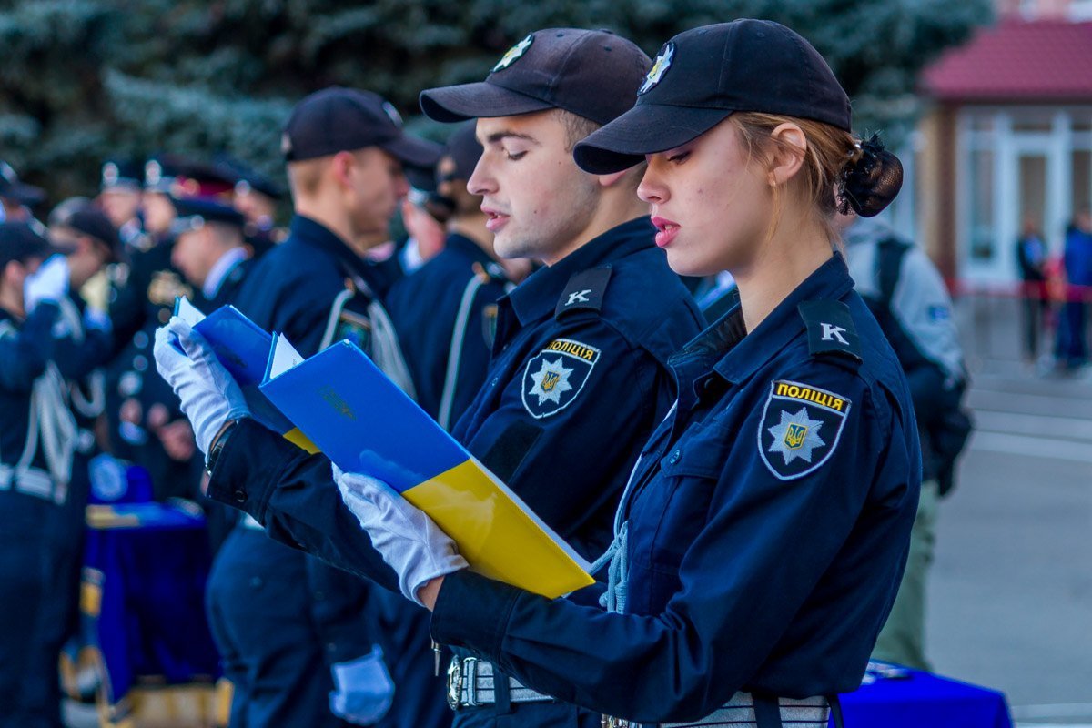 Присягу приняли 298 человек, из них 55 - девушки