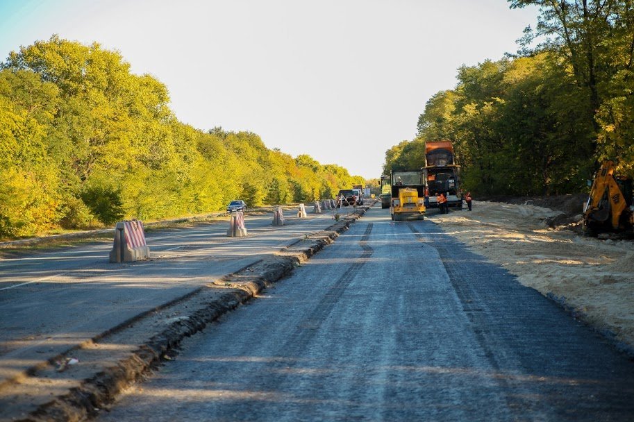 Сейчас на въездах в Днепр обустраивают две весовые площадки