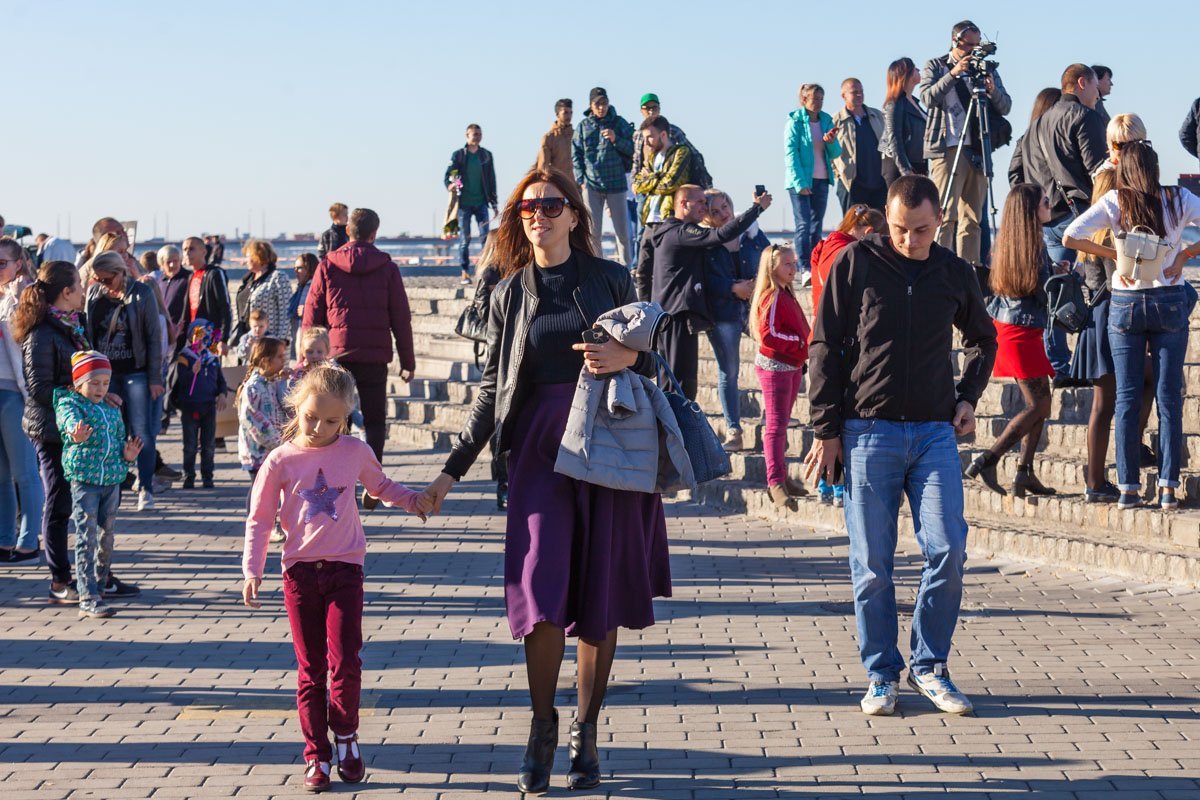 Время семьи - самое ценное время Время семьи - самое ценное время