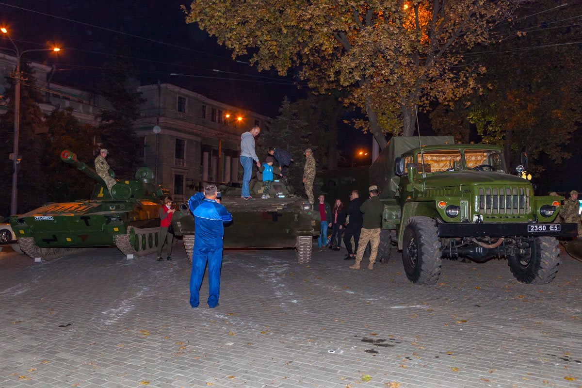 Технику привезли с 93-й бригады Технику привезли с 93-й бригады