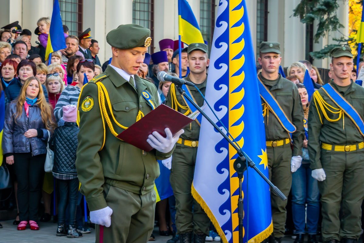 Курсант читает клятву Курсант читает клятву