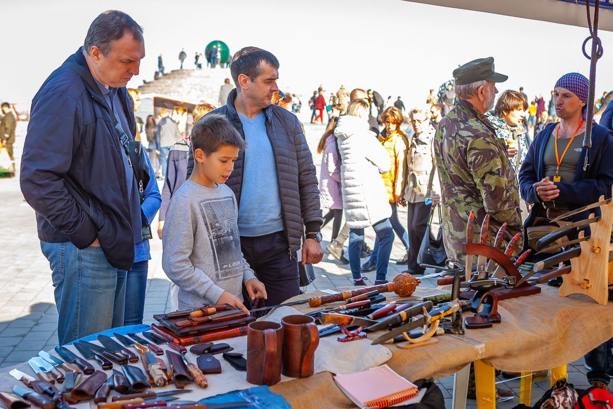 Более 30 лучших мастеров огня и железа из Украины проводили бесплатные мастер-классы для детей и взрослых  Более 30 лучших мастеров огня и железа из Украины проводили бесплатные мастер-классы для детей и взрослых