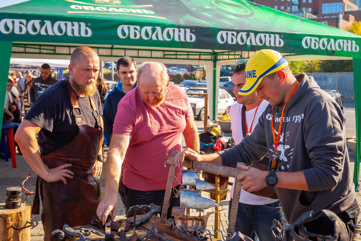 Изготовление монет, и литейное производство, и создание уникального оружия Изготовление монет, и литейное производство, и создание уникального оружия