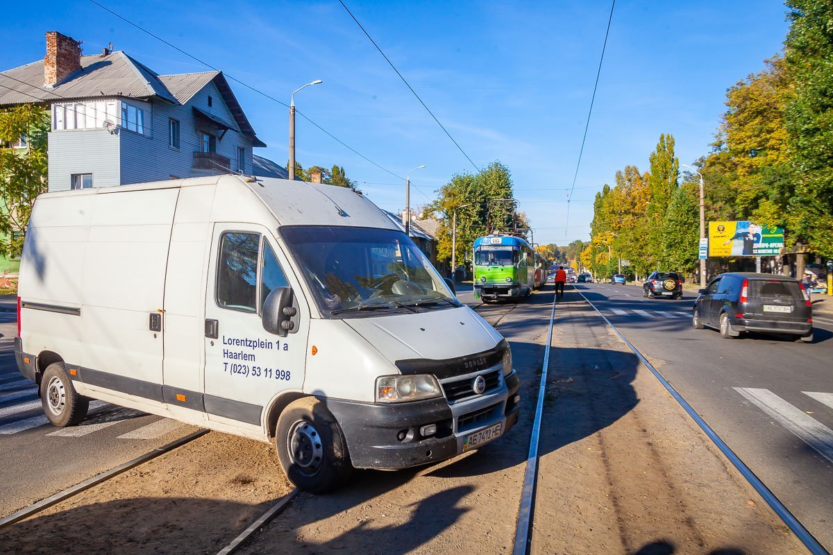 Fiat сбил женщину на пешеходном переходе Fiat сбил женщину на пешеходном переходе