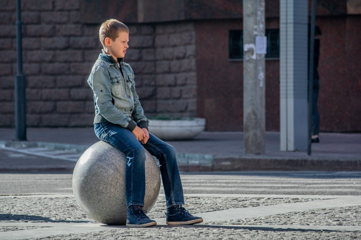 Днепр в лицах: какое настроение у жителей города в выходной понедельник 16