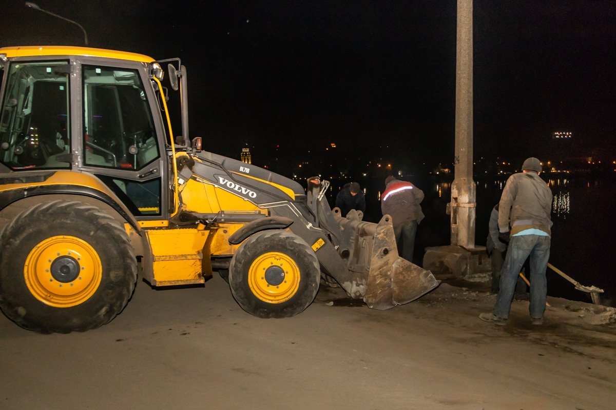 Отремонтированную полосу открыли еще 11 октября