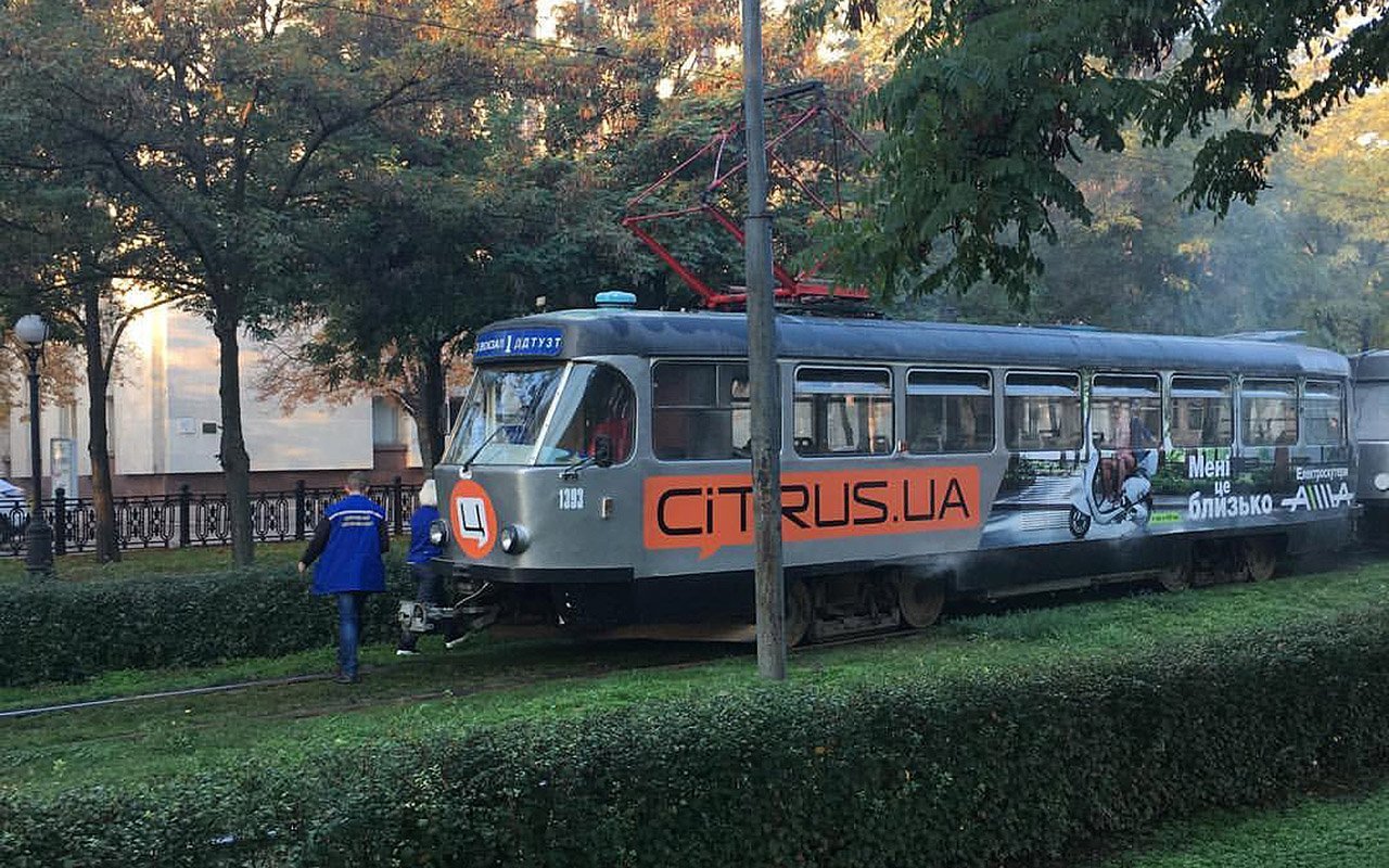 Кондуктор и водитель ликвидировали задымление своими силами Кондуктор и водитель ликвидировали задымление своими силами