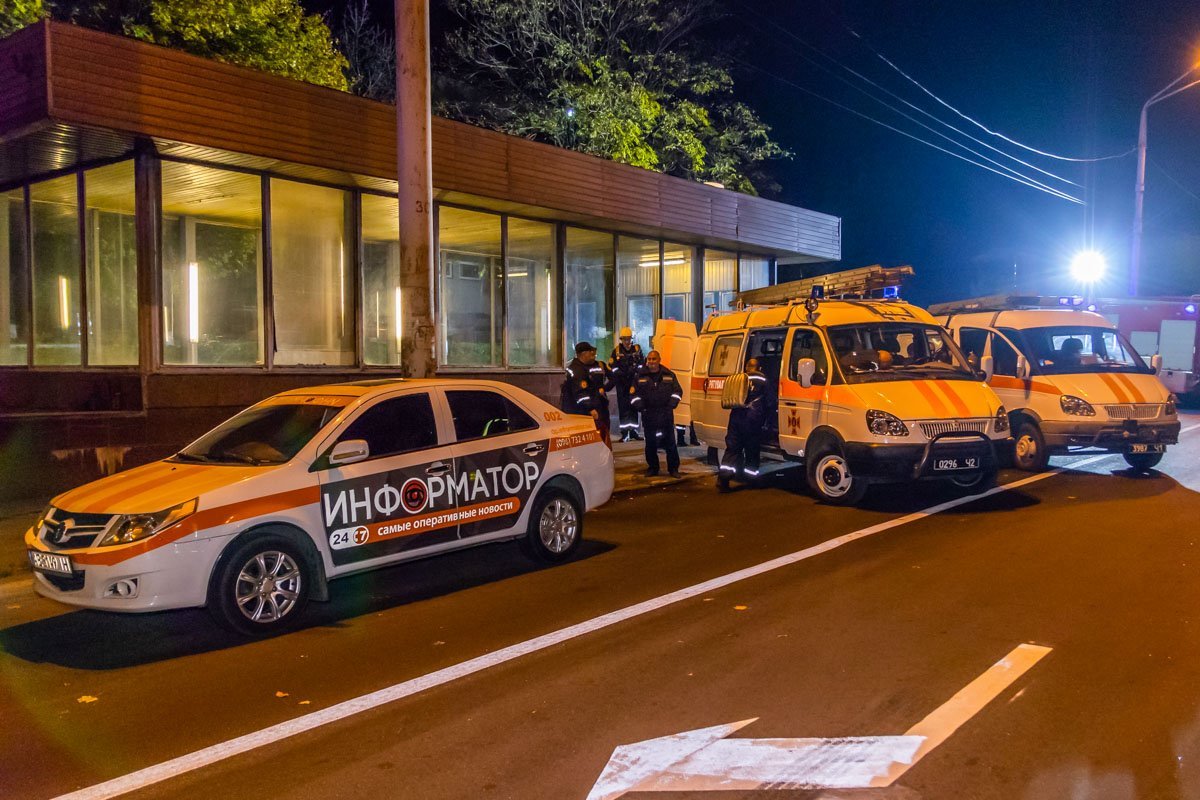 Всего задействовали 15 единиц техники