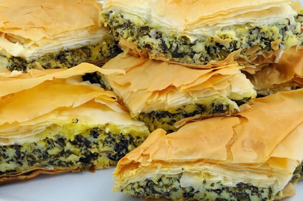 Полезные и вкусные рецепты: как приготовить пирог со шпинатом 1