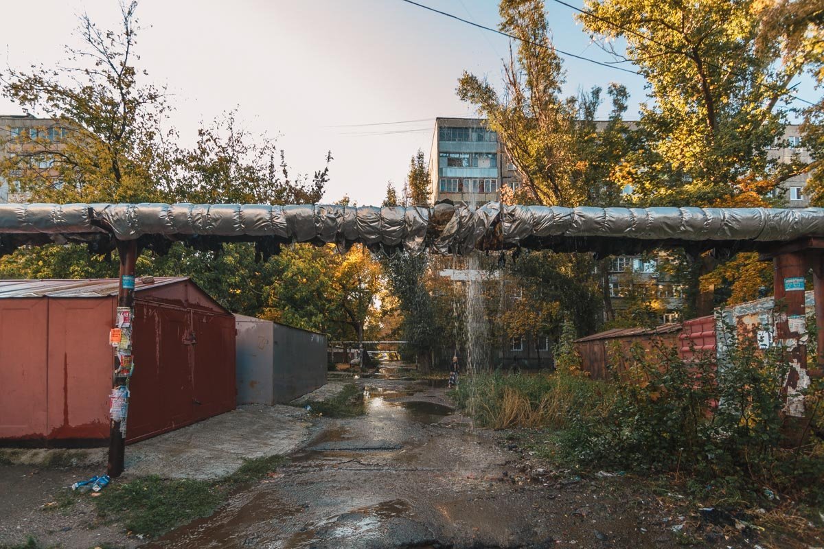 Прорвало теплотрассу Прорвало теплотрассу