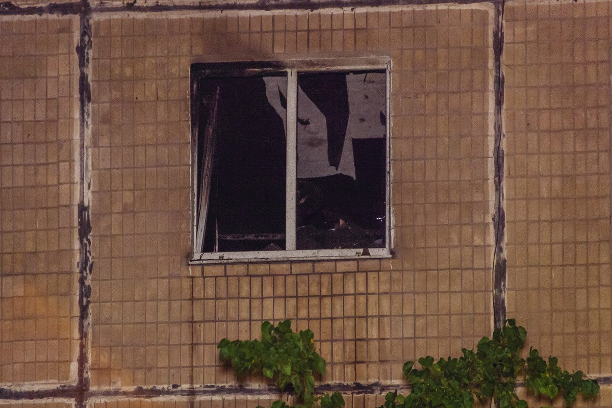 В результате пожара сильно обгорела кухня