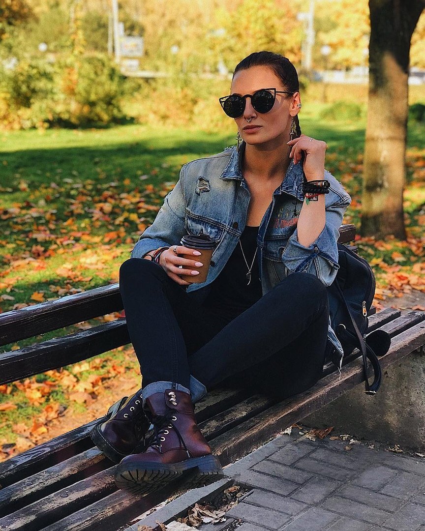 С чашечкой кофе любая осень кажется уютнее. Фото: mary_sixx_