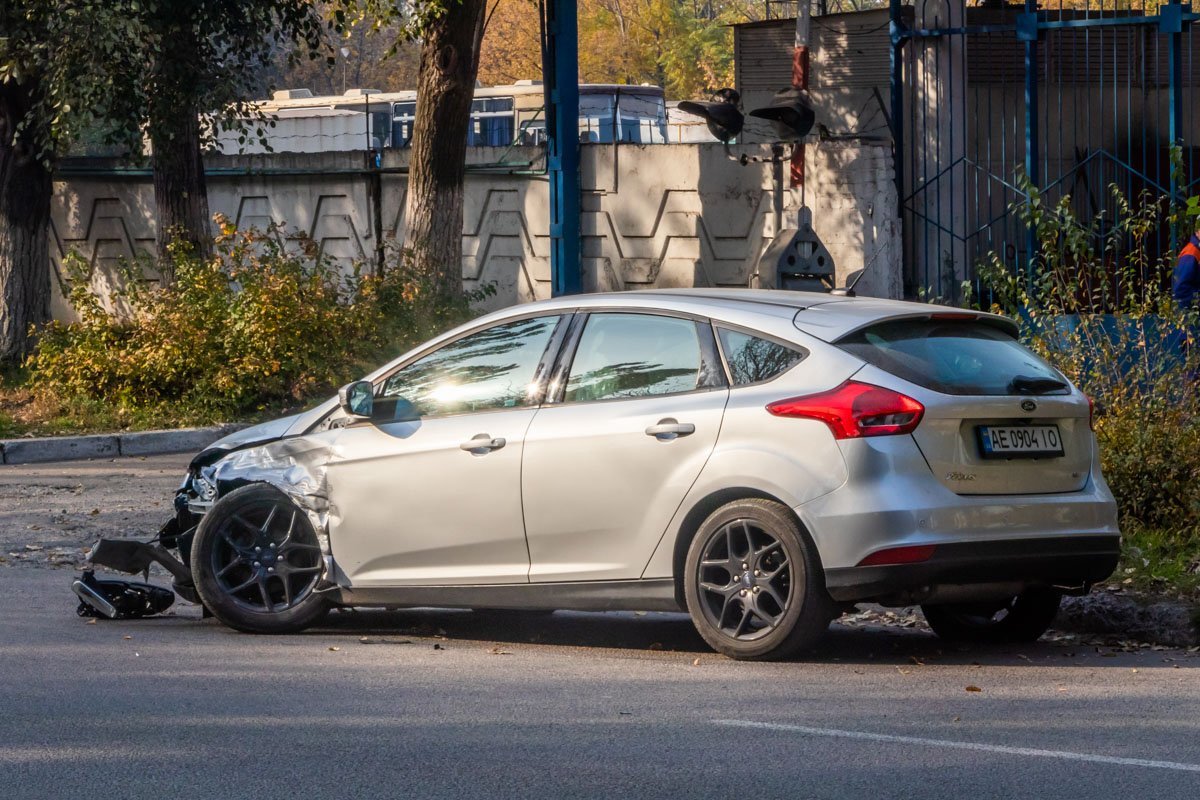 Повреждения на Ford