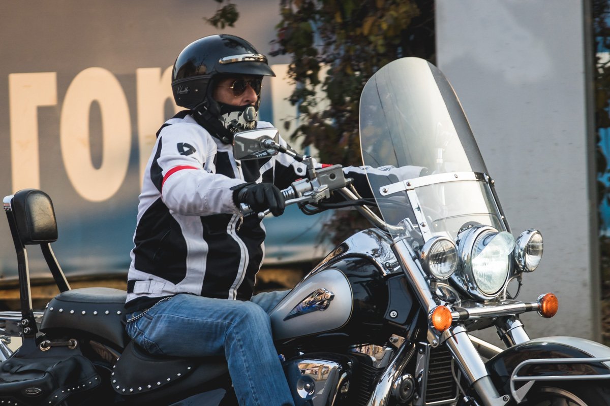 Здравствуйте, вашей маме сноха не нужна? 