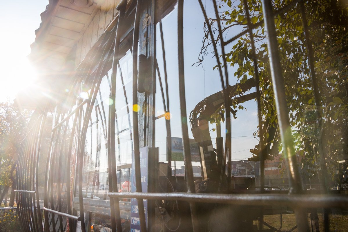 Хозяина киоска на месте не было Хозяина киоска на месте не было