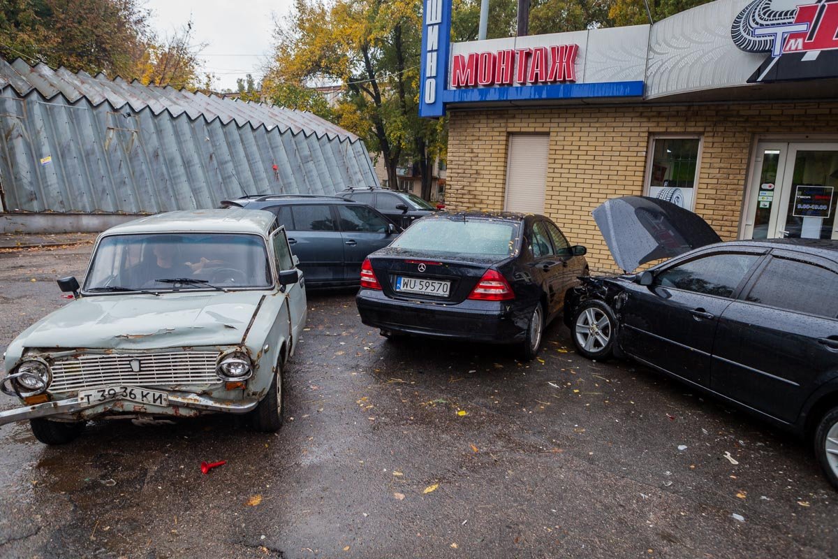 Правоохранители сообщили, что водитель и пассажир "Жигули" управляли авто в состоянии алкогольного опьянения