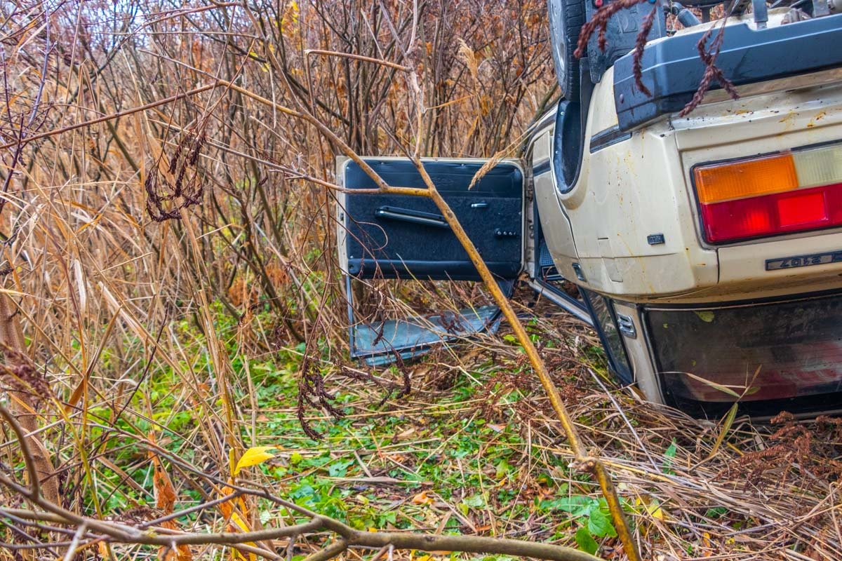 По словам очевидцев, ВАЗ подрезал другой автомобиль