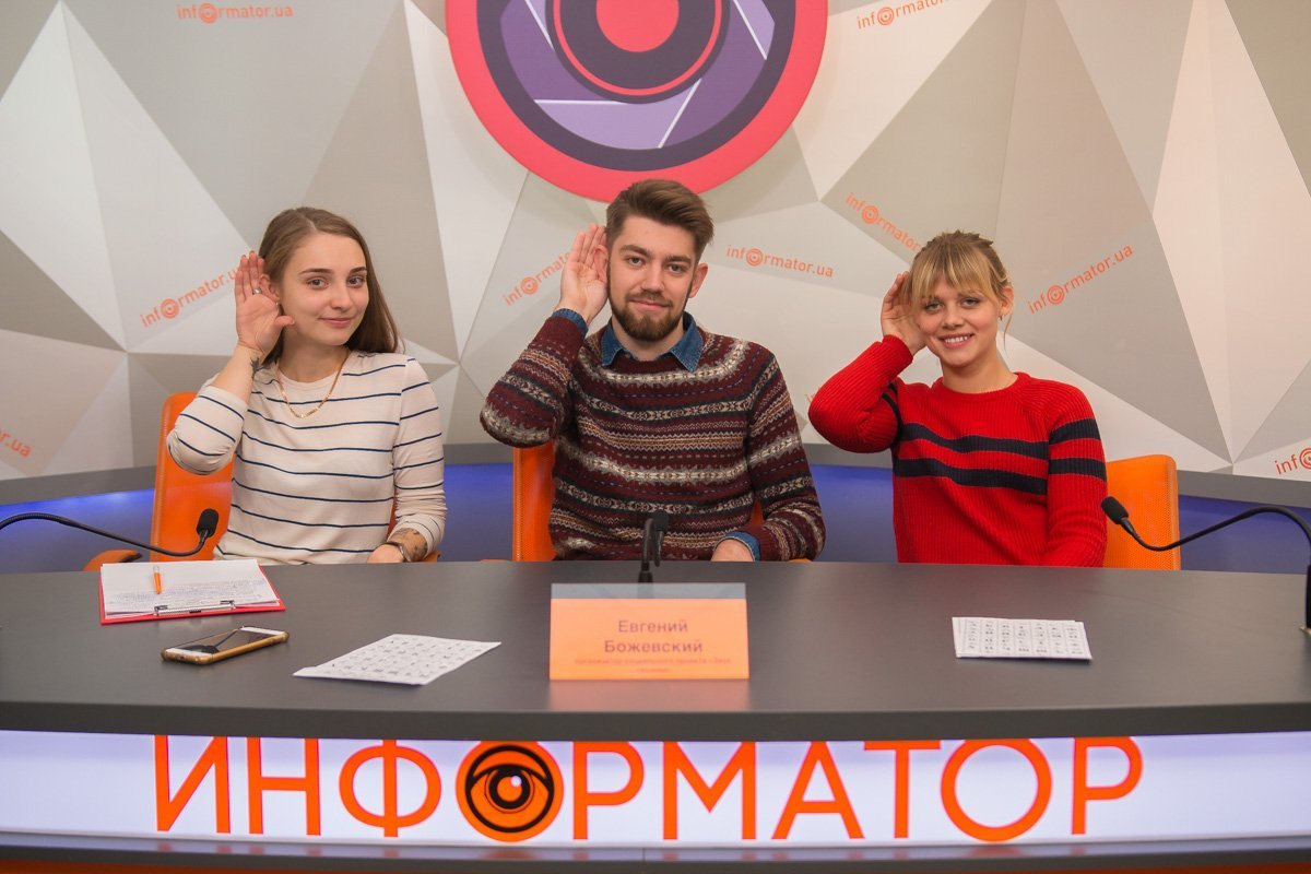 Согласно статическим данным, у каждого 9-го человека наблюдаются проблемы со слухом