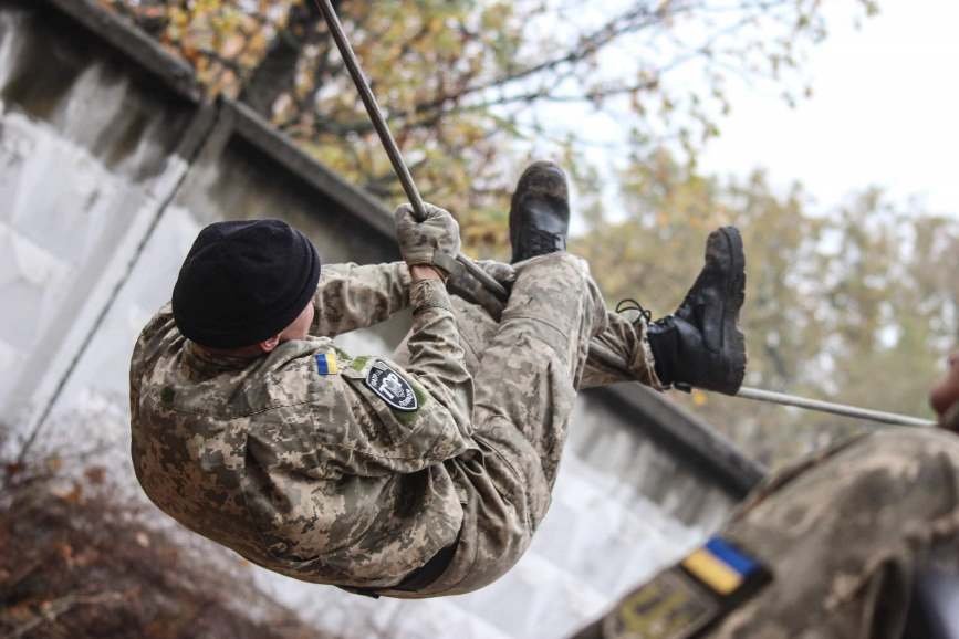 На Днепропетровщине стартовали первые военно-спортивные игры «Стальная мощь-2018» 9