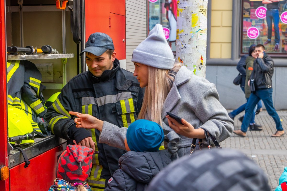 Каждый желающий мог попробовать себя в роли настоящего спасателя Каждый желающий мог попробовать себя в роли настоящего спасателя